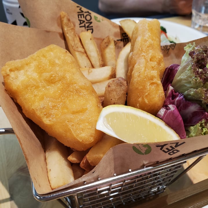 photo of Green Common The FOREST Gardein Fish & Chips shared by @moosewong on  09 May 2021 - review