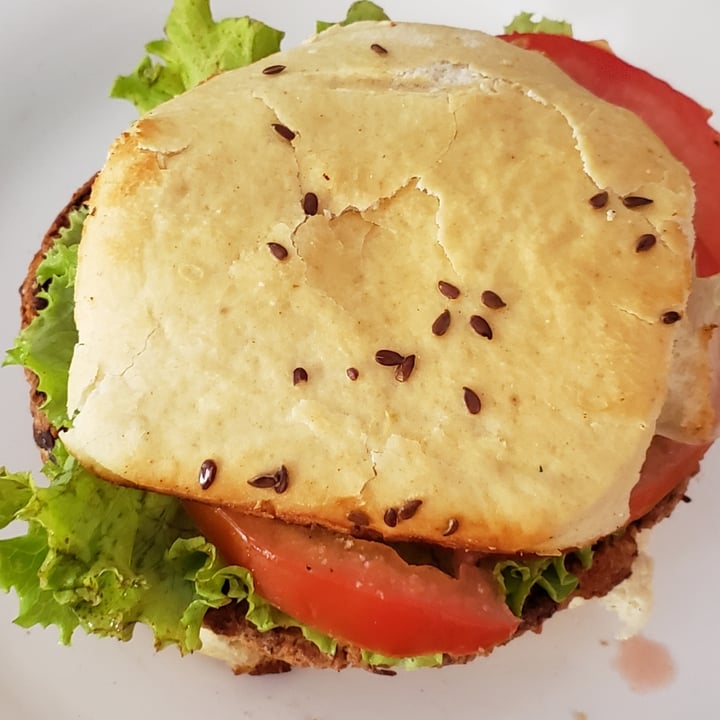review photo of Nuevo Rumbo Restaurant. Fabrica de Pastas Hamburguesa vegana de avena y vegetales shared by @gerilu83 on 17 Feb 2021 - review