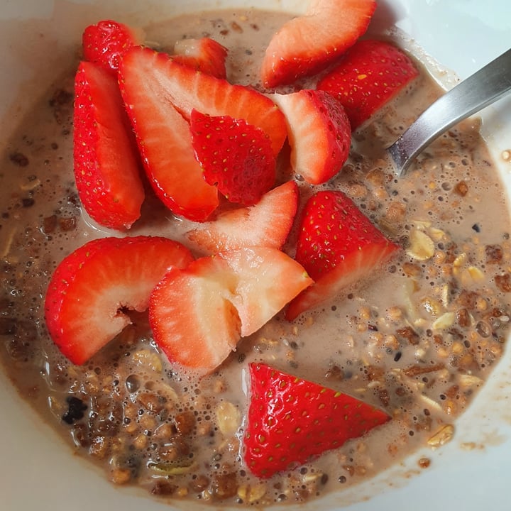 photo of Amazin' graze Chocolate Banana Goodness In A Bowl shared by @mushroomtarian on  27 Mar 2021 - review