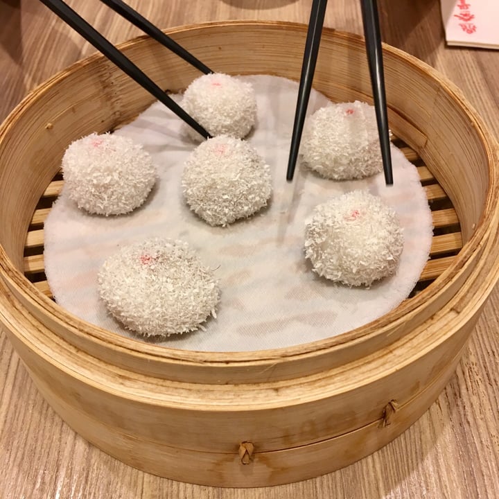 photo of Din Tai Fung Fragrant Peanut Dumplings shared by @vikas on  26 Jul 2018 - review