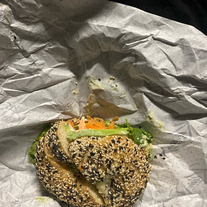 photo of Kleinsky's DELICATESSEN Veggie Bagel shared by @cathcart on  15 Oct 2022 - review