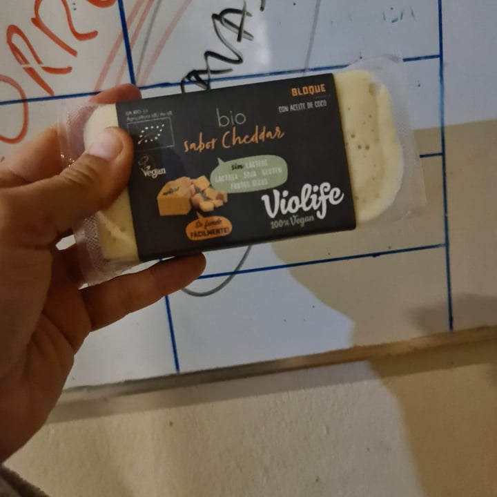 review photo of Violife Bio sabor Cheddar Block shared by @pedropalo on 04 Jan 2021 - review