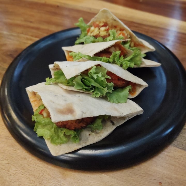 photo of Go Native Lavelle Road Falafel Pita Pockets shared by @lol1409 on  15 May 2022 - review