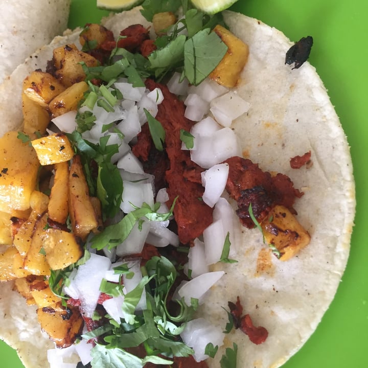 photo of Antojito con Amor Tacos Al Pastor shared by @abrilem on  01 Jul 2021 - review