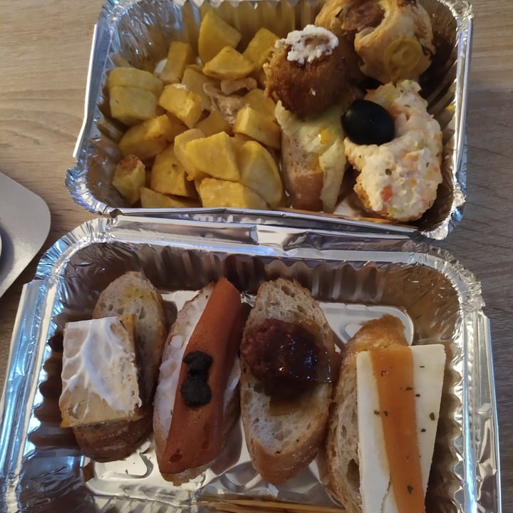 review photo of Sa Capça -vegan bar- Pincho de chorizo shared by @monicanaranjox on 17 Oct 2020 - review