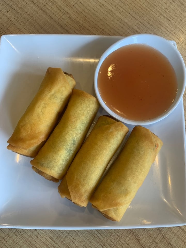 photo of Loving Hut Golden Rolls shared by @7thman on  21 Jan 2020 - review