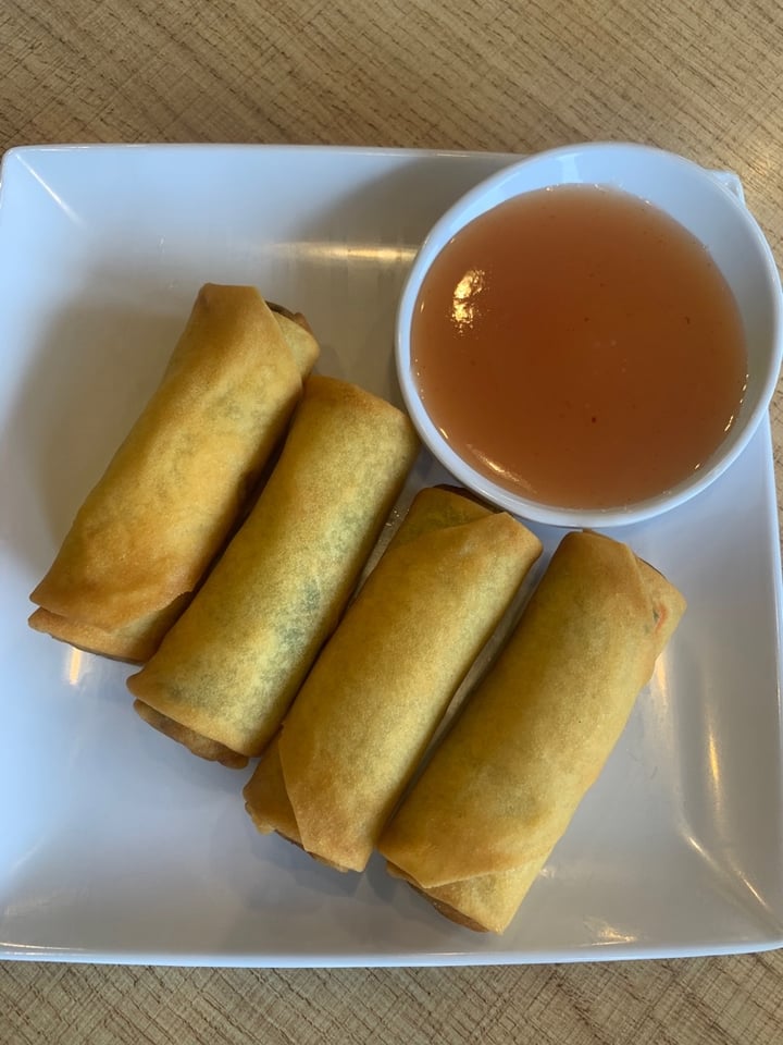 review photo of Loving Hut Golden Rolls shared by @7thman on 21 Jan 2020 - review