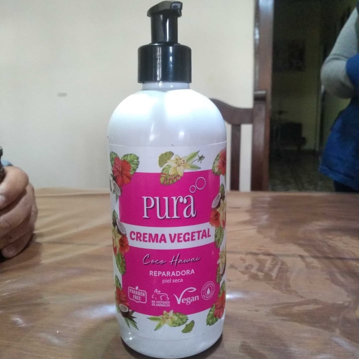photo of Pura Crema Vegetal Reparadora Para Piel Seca shared by @luanita02 on  19 Jun 2021 - review