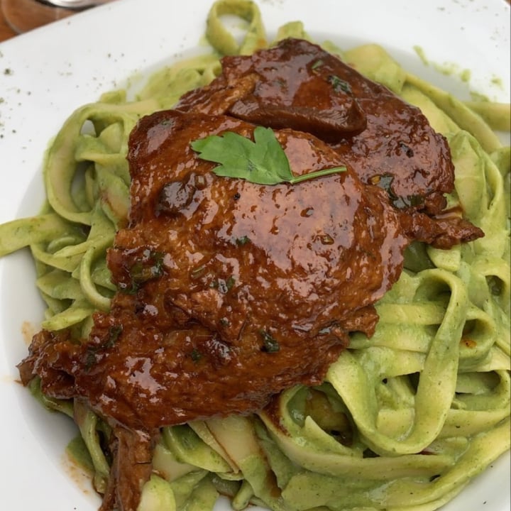 photo of Gastronomía Vegana Fettuccine al pesto con lomo shared by @sergioger21 on  07 Apr 2022 - review