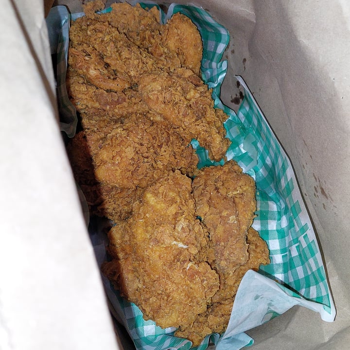 review photo of VFT Vegan Fried Tofu Family Pack shared by @carloscajal on 10 Jan 2022 - review