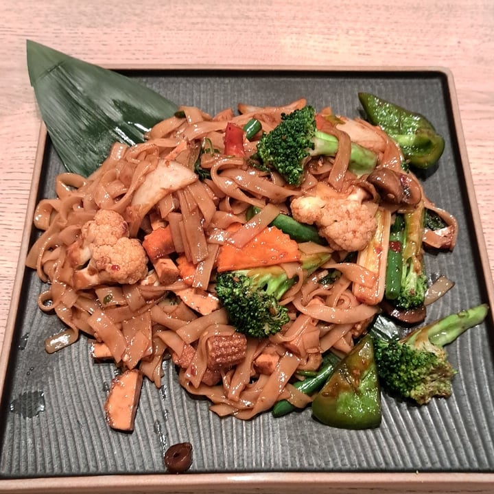 Thai Basil Richmond Hill, Richmond Hill, Canada Reviews abillion