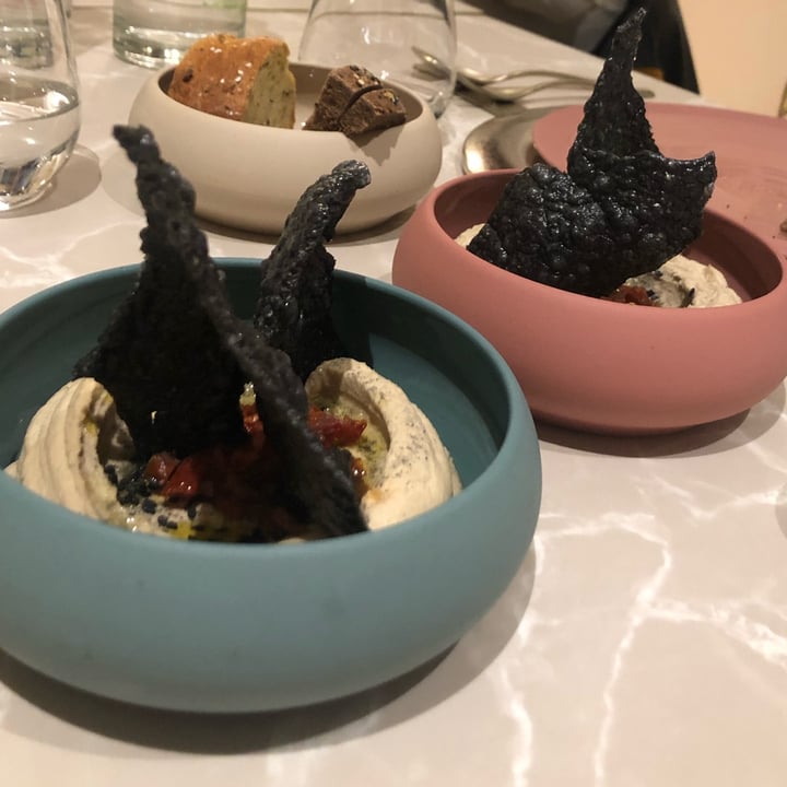 review photo of Linfa Milano - Eat Different Hummus di Fave shared by @pothos on 04 May 2022 - review