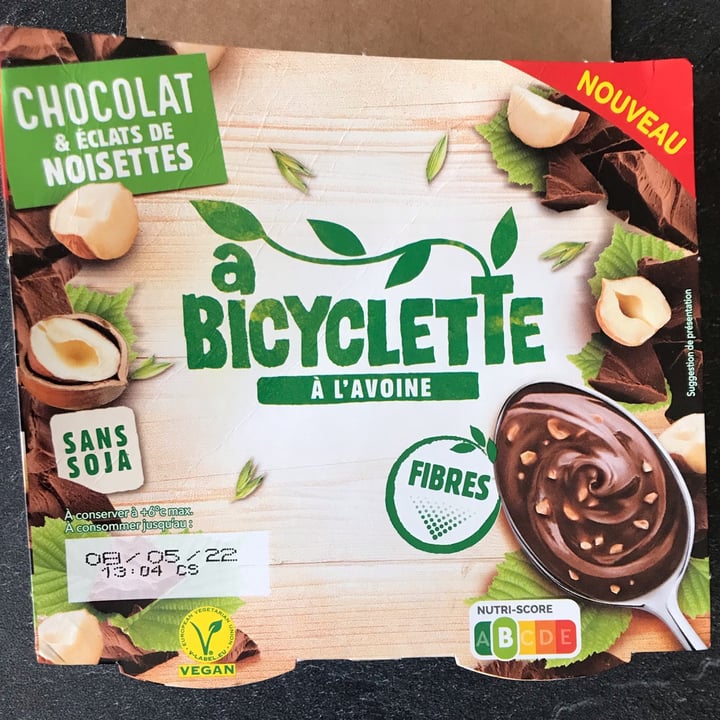 photo of a Bicyclette Yaourt avoine choco noisettes shared by @traceyinfr on  17 Apr 2022 - review