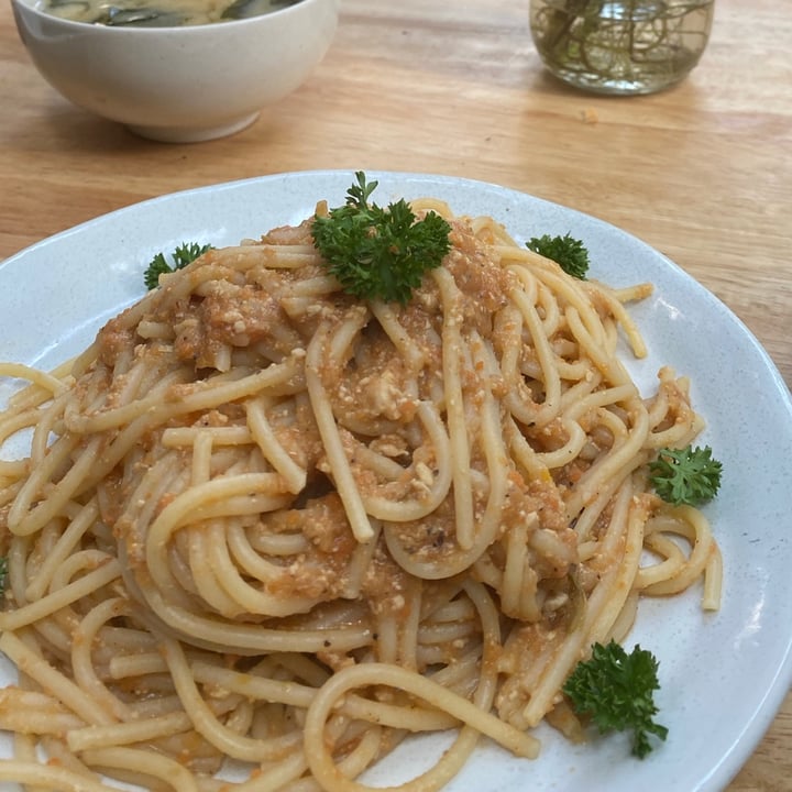 photo of Bong Bonlai Spaghetti Tempeh Bolognese shared by @thatveganyogini on  23 Jan 2021 - review