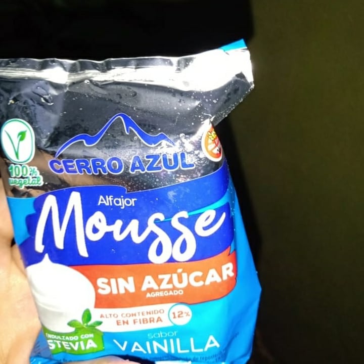 photo of Cerro Azul Alfajor Mousse de Vainilla shared by @belveg on  26 Nov 2020 - review