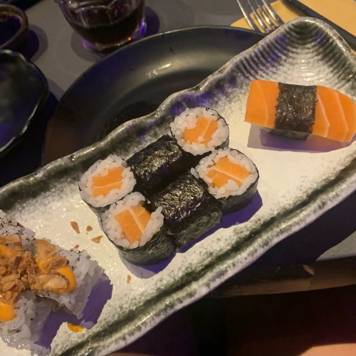 review photo of Domò Sushi Hosomaki Salmone Vegan shared by @nefos19 on 15 Aug 2022 - review