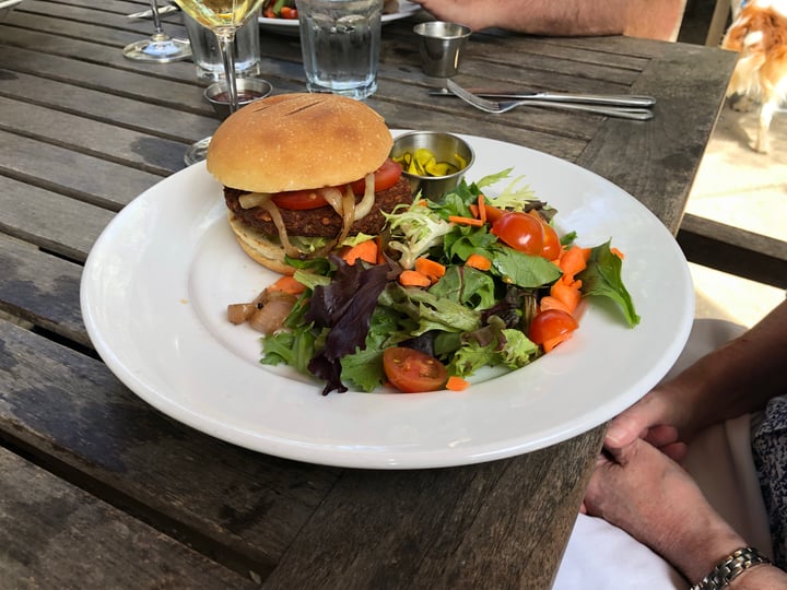 review photo of Park 121 Impossible Burger shared by @tracyelizabeth7 on 23 May 2018 - review