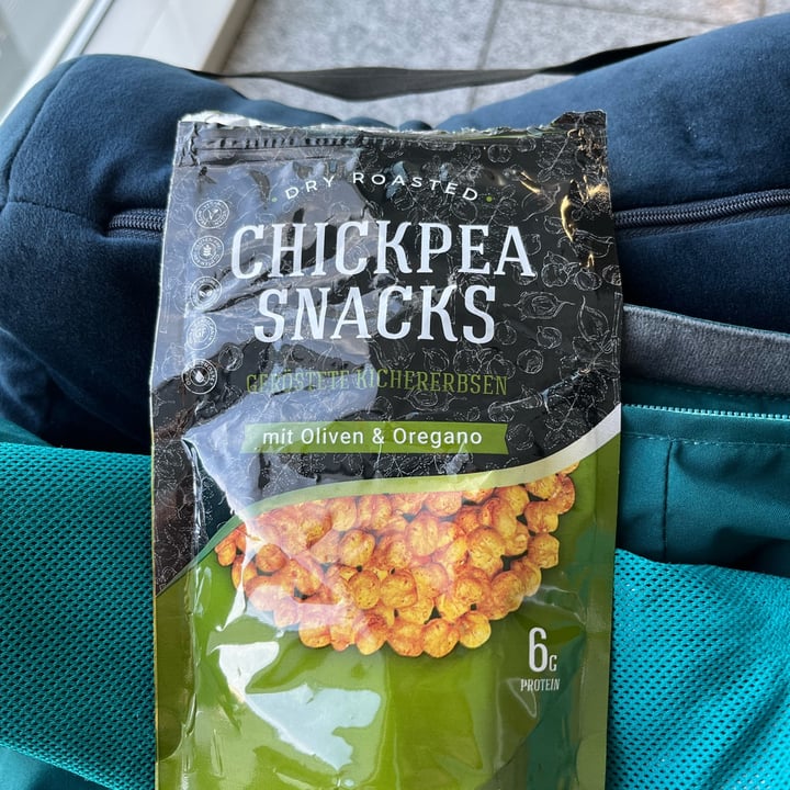 photo of Dry Roasted Chickpea snacks mit Oliven & Oregano shared by @soft97 on  10 Oct 2022 - review