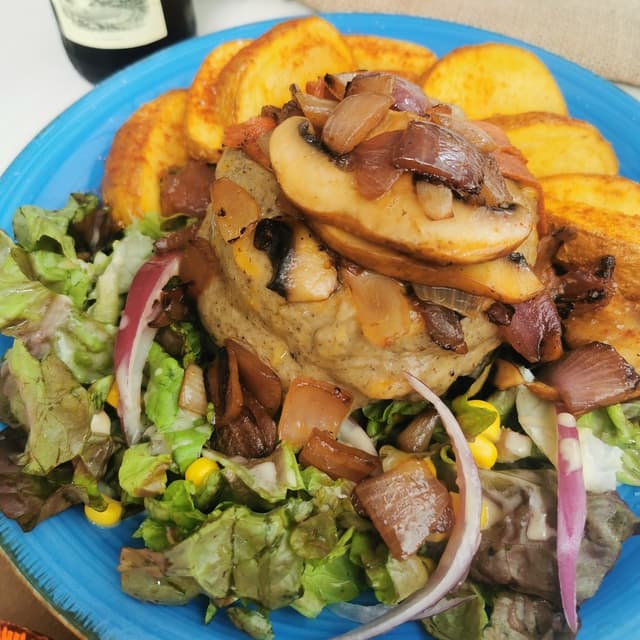 Photo of the dish “Quesadilla y triple hamburguesa”