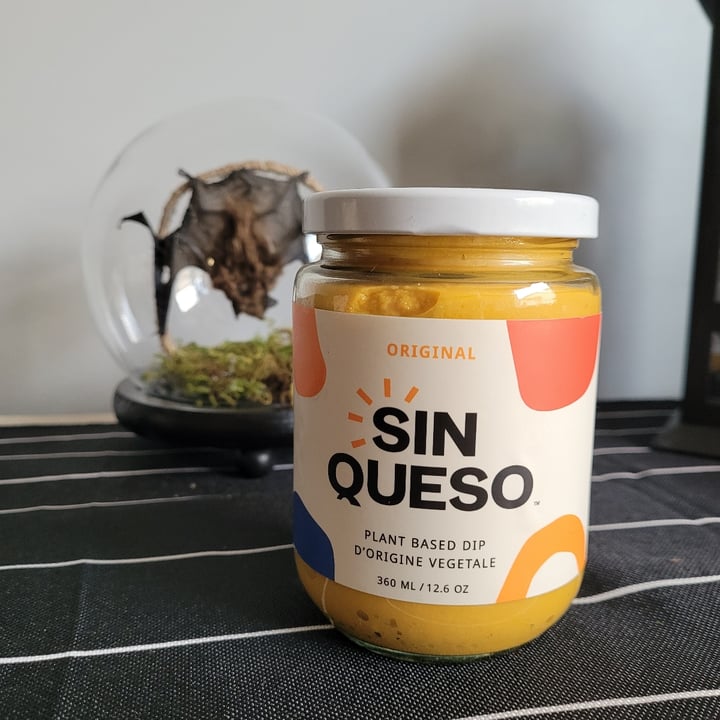 photo of Sin Queso Plant Based Dip shared by @veganonvanisle on  03 Oct 2021 - review