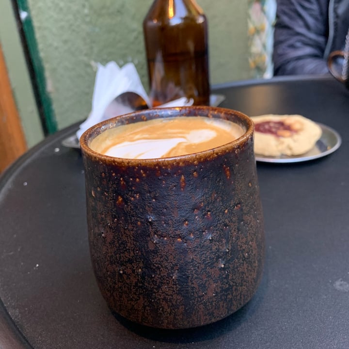 review photo of Herbario Café Flat white shared by @sechague on 24 Apr 2022 - review