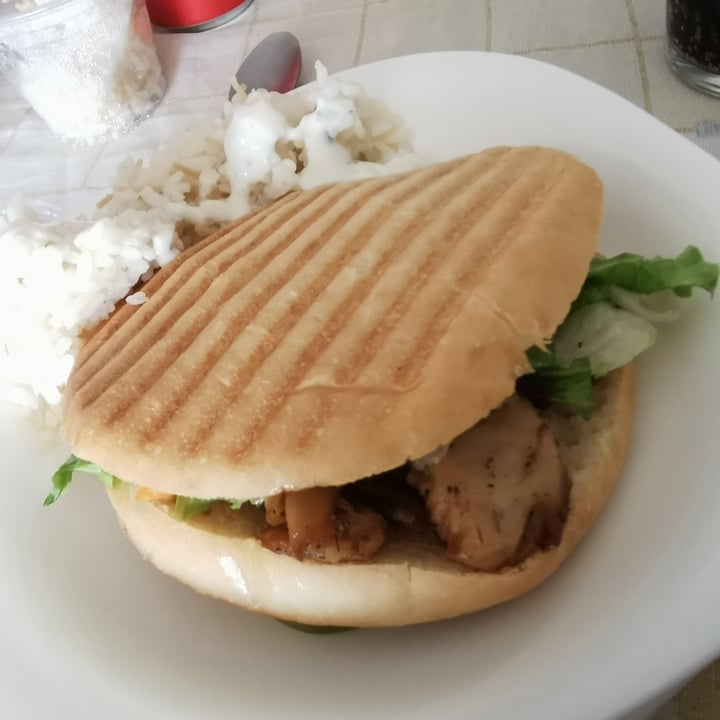 review photo of Beykebap Nevada Shopping kebab vegano shared by @vegananyi on 08 Oct 2022 - review
