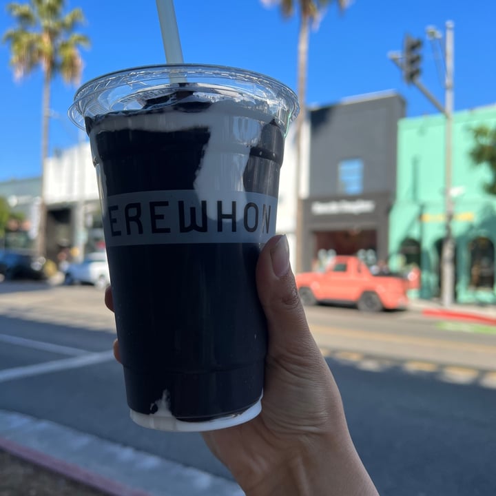 photo of Erewhon Market Poosh Detox Smoothie shared by @rachel-miro on  31 Oct 2022 - review