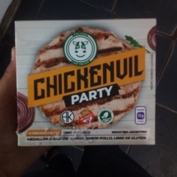review photo of Felices Las Vacas Chickenvil Party shared by @maiavidela on 28 Apr 2022 - review