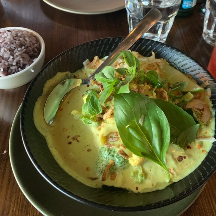 review photo of Blondie Bar Coconut a’la King shared by @natski on 05 Feb 2022 - review