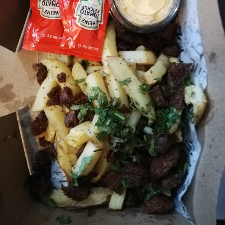 photo of Revolucion Verde Papas Gordas shared by @karenmf95 on  26 Jul 2020 - review