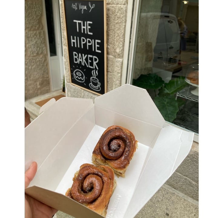 photo of The Hippie Bakery Cinnamon Rolls shared by @marianaimb on  01 Aug 2021 - review
