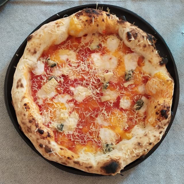 Photo of the dish “Pizza Quatre Carrers”