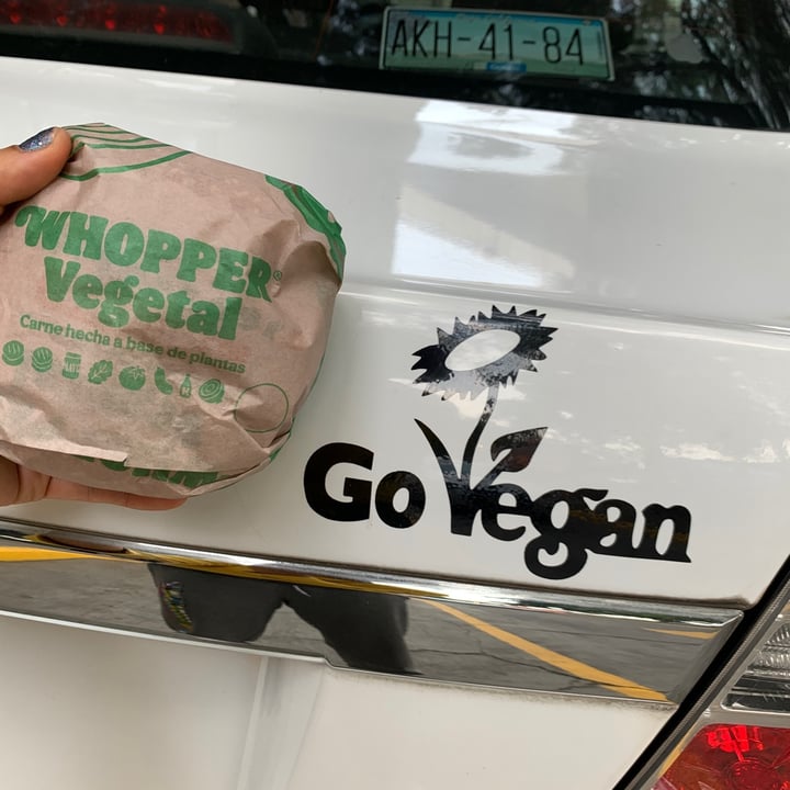 photo of Burger King Contreras Whopper Vegetal shared by @veganads on  26 Apr 2022 - review