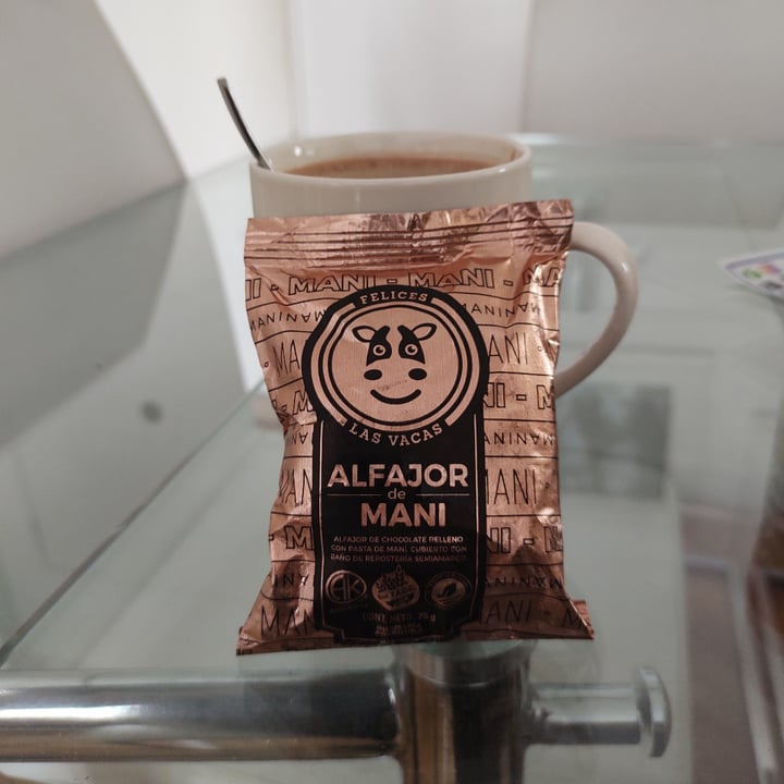 review photo of Felices Las Vacas Alfajor Con Pasta De Maní shared by @lautaroluna on 02 Oct 2021 - review