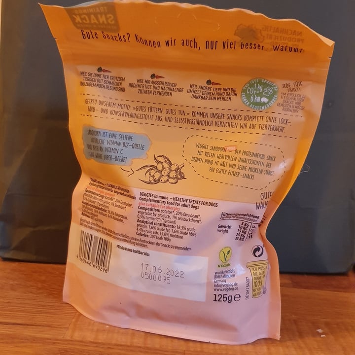 review photo of Vegdog Veggies Immune shared by @jlnfchs on 11 Aug 2021 - review