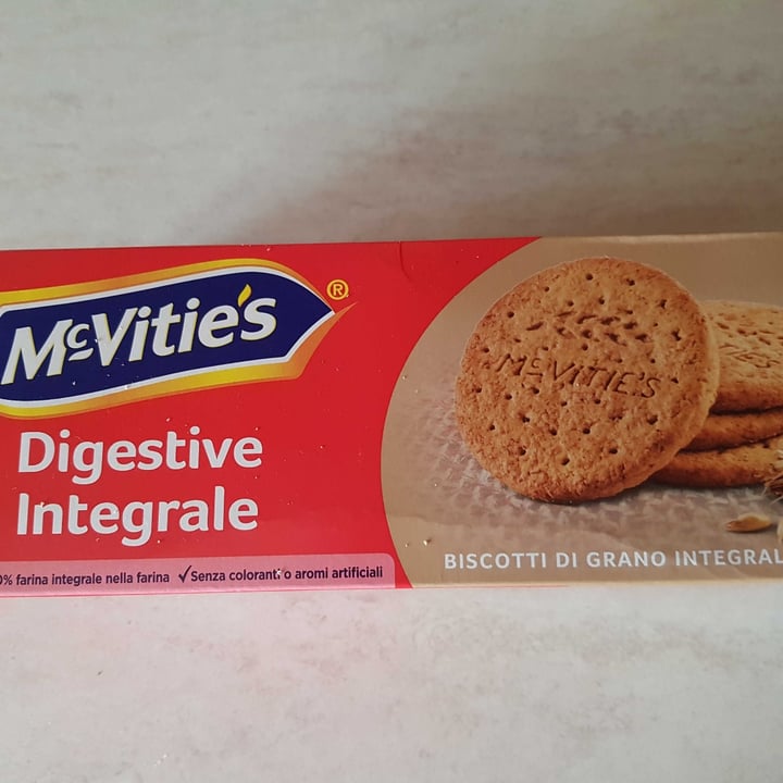 review photo of McVitie's Biscotti Digestive Wholewheat shared by @tinabefa on 19 May 2022 - review