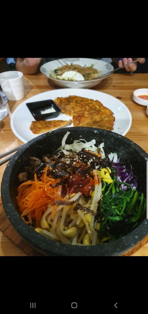 review photo of The Boneless Kitchen Dolsot Bibimbap (Stone Pot Mixed Rice) shared by @nuttybroccoli on 26 Mar 2020 - review