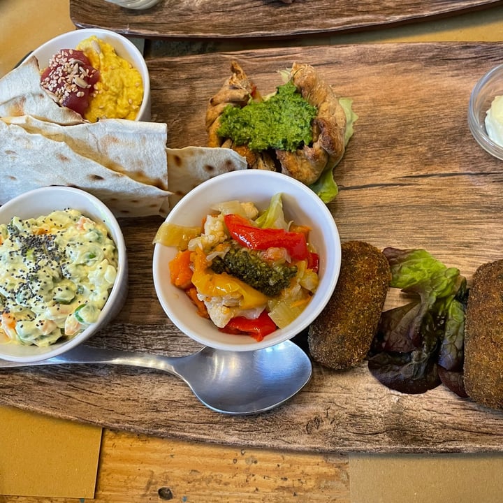 review photo of Selezione Naturale Tagliere di stuzzicherie shared by @sereb on 05 Nov 2022 - review
