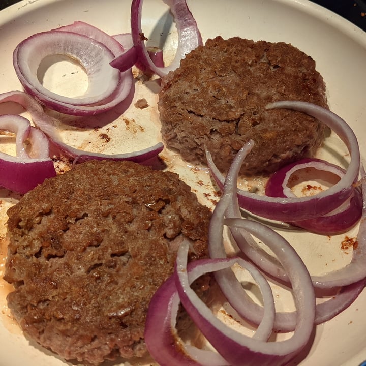 photo of Beyond Meat Beyond Burger Plant-Based Patties shared by @maltinej on  08 Jun 2021 - review