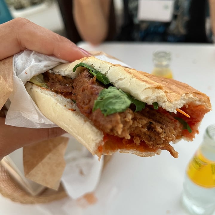 photo of Lido Horcynus Orca - Relaxing Beach Bar (ex Lido Legambiente) Veggie Burger shared by @curlyojam on  26 Jul 2022 - review