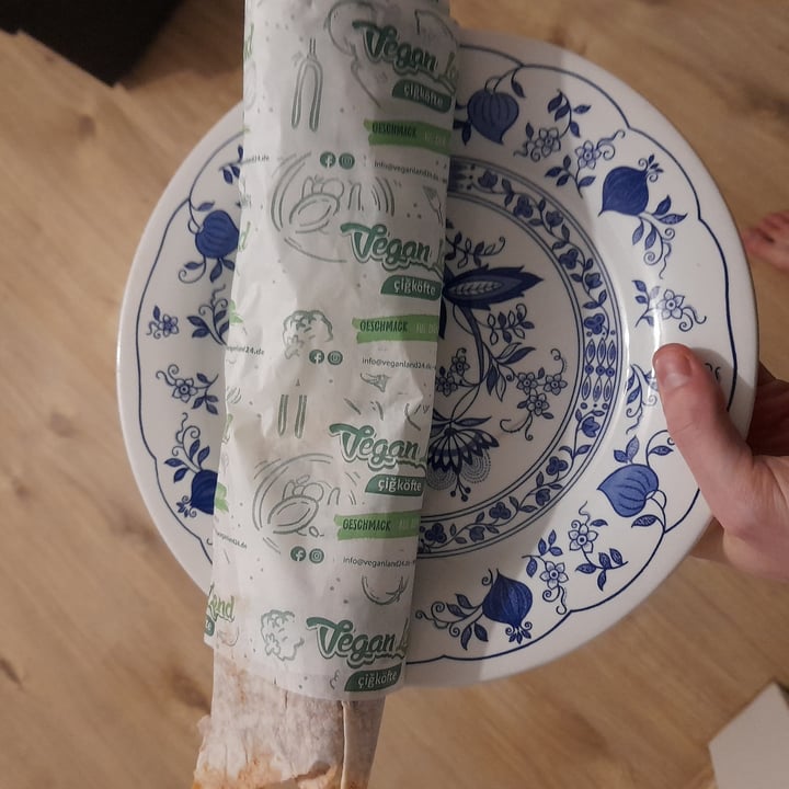 photo of Veganland Cigköfte Cigköfte wrap shared by @open-up on  28 Oct 2022 - review