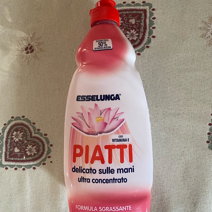 review photo of Esselunga sapone liquido per piatti shared by @henrymoney on 30 Jun 2022 - review