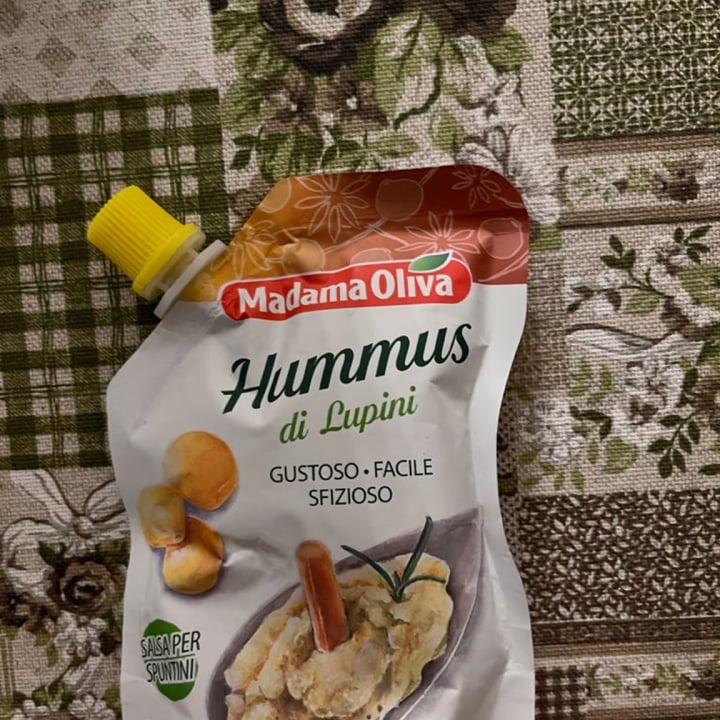 review photo of Madama Oliva Hummus di Lupini shared by @ariannad on 31 Oct 2021 - review