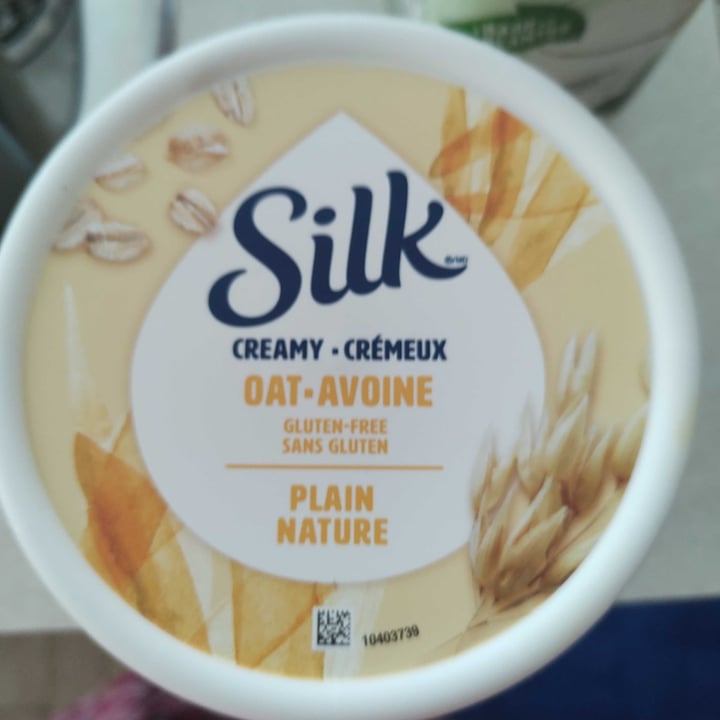 photo of Silk Oat plain yogurt shared by @perrine on  13 Feb 2022 - review