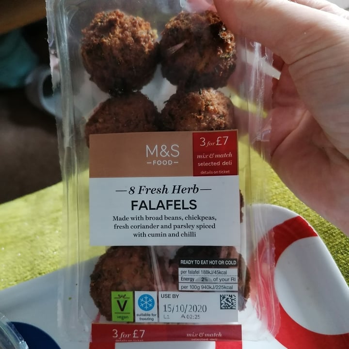 photo of Marks & Spencer Food (M&S) Falafel shared by @robynellen on  14 Oct 2020 - review
