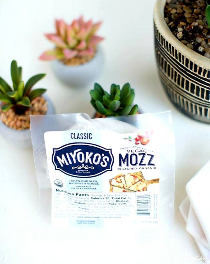 photo of Miyoko's Creamery Smoked Vegan Mozz shared by @lizsxm on  14 Apr 2020 - review