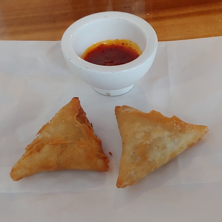review photo of Prasad Cafe Potatoe Samosa shared by @chado on 30 Nov 2021 - review