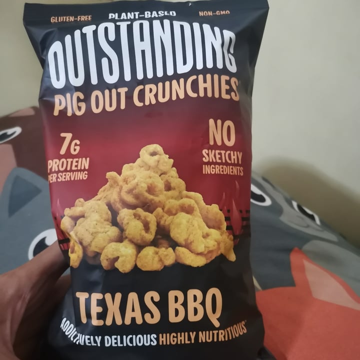 photo of Outstanding Foods Pig Out Crunchies Texas BBQ shared by @fluffyfloofs on  05 Oct 2022 - review
