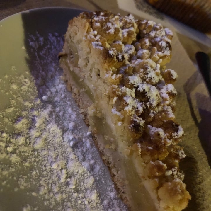 review photo of Café Madrigal Tarta de manzana shared by @iristl on 11 Aug 2021 - review