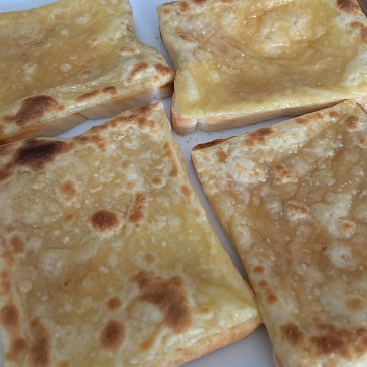 review photo of Cathedral City Large Slices shared by @sarahlynne on 19 Sep 2022 - review